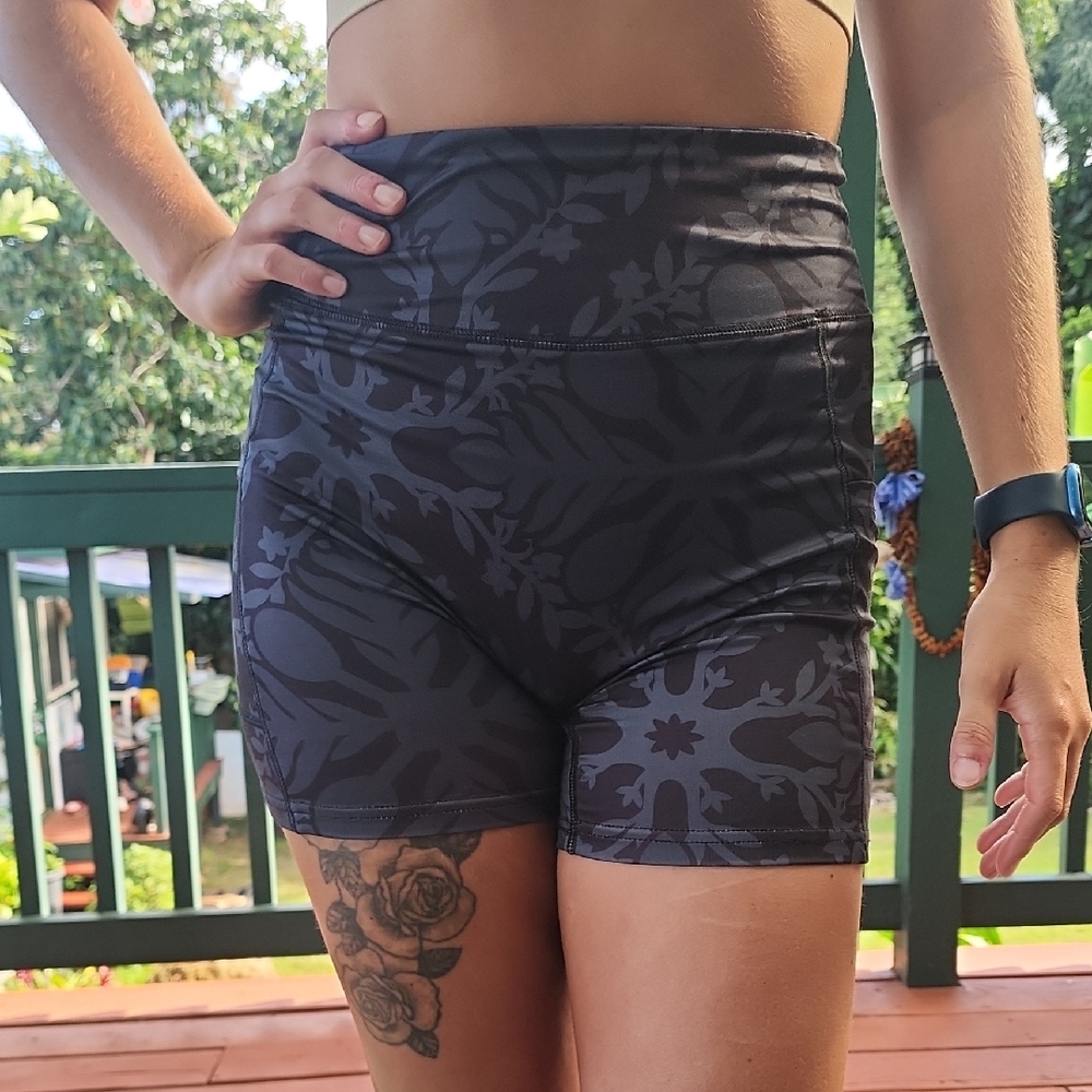 Elegant Black Floral High Waist Women's Shorts